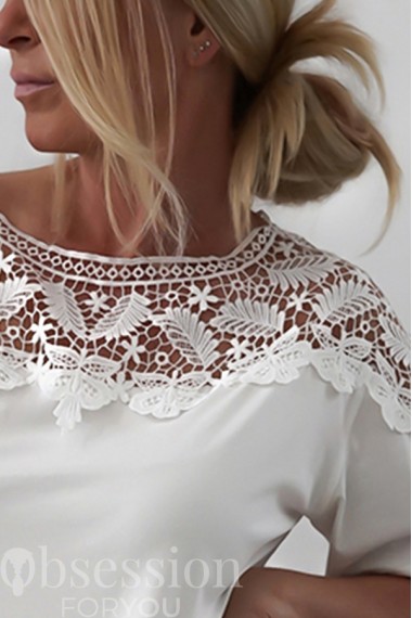 Bawełniana bluzka MORINEM z dodatkiem koronki kolor biały